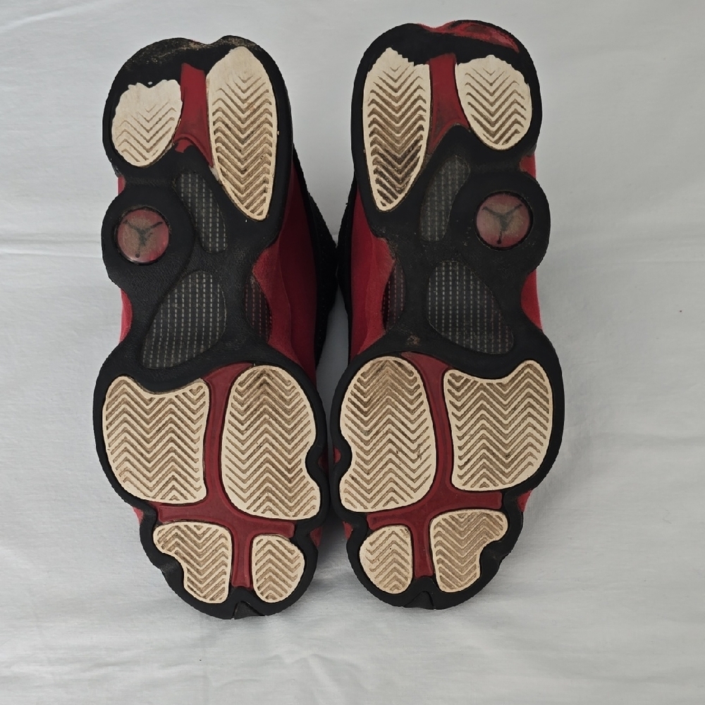 Jordan Men's Black and Red Athletic Sneakers - Picture 7 of 8